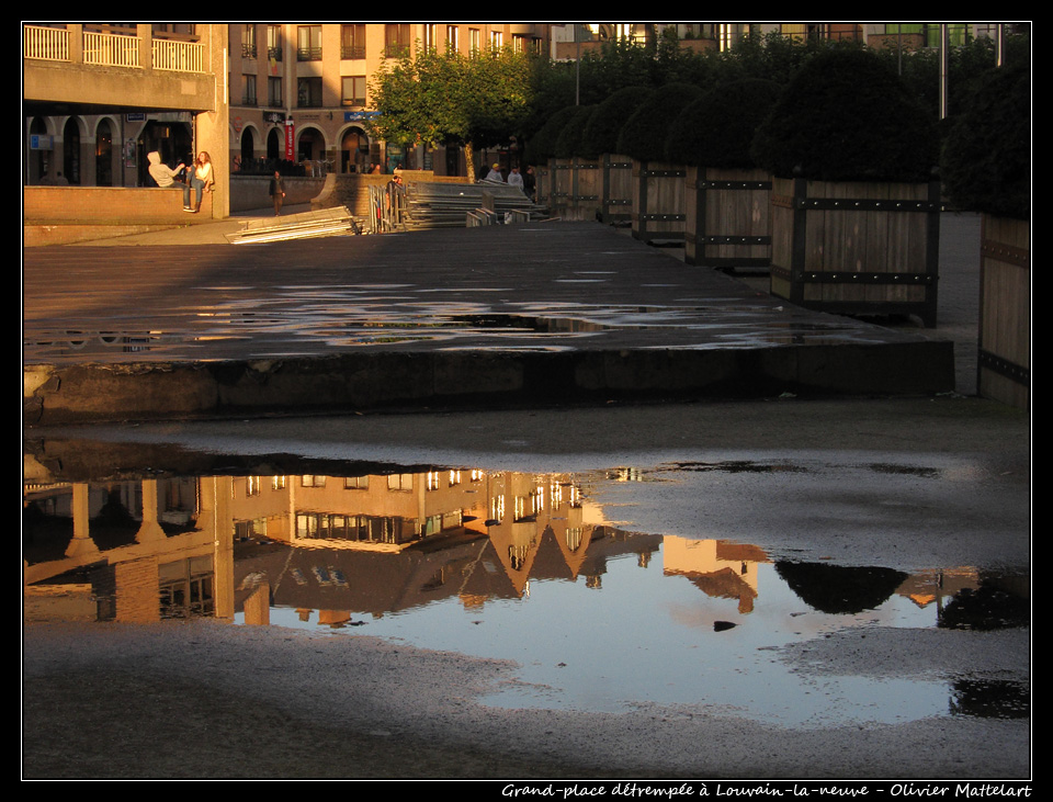 Louvain-la-neuve : grand-place, le 30 octobre 2010